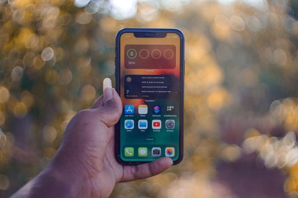 phones with best battery life uk 2026